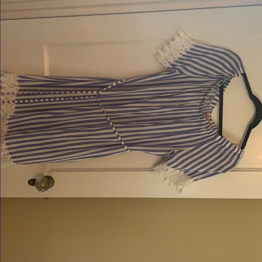 Esqualo blue and white dress with lace accents